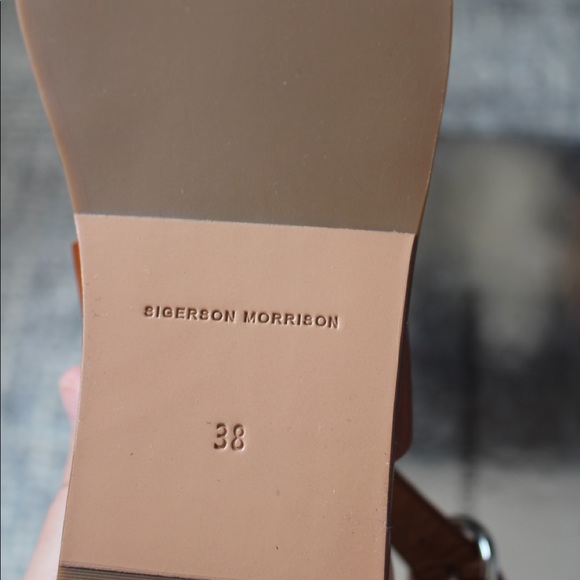 New Sigerson Morrison sandals in a box - Picture 2 of 5